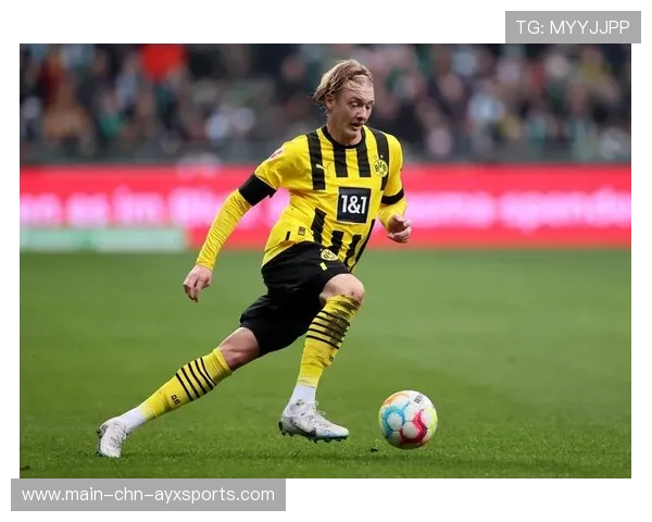 多特布兰特内切后脚弓推射十分舒展——把每一次射门练成舒缓的艺术