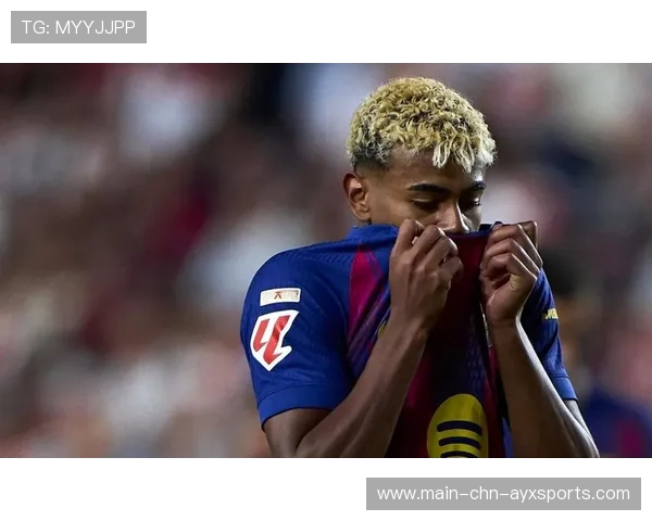 巴萨靠细腻传递扩大禁区压力