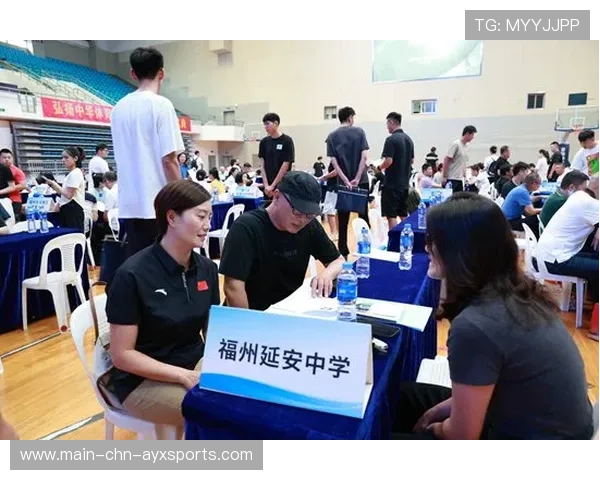 退役运动员担任青少年训练营导师，分享实战经验，退役 运动员