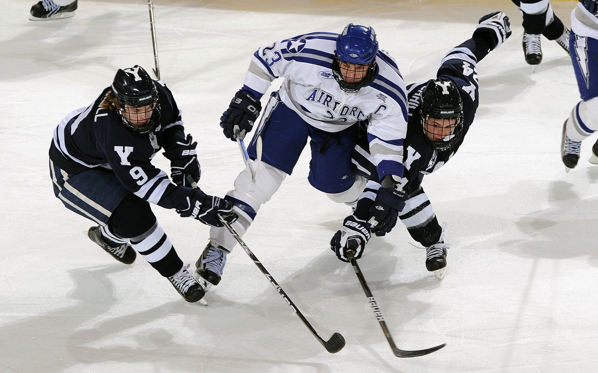 _行业专家解析:2025年网球比赛的新趋势_,网球未来